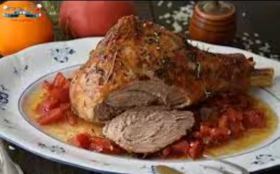 CURCAN RUMENIT LA CUPTOR CU ROSII SI ROZMARIN 800 GR